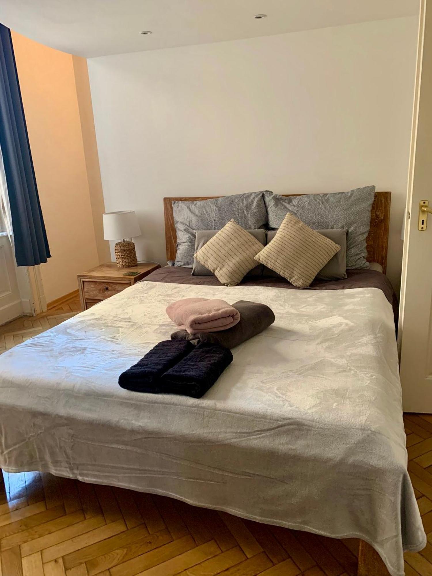 Cedar Inn Budapest - Palace District Esterno foto